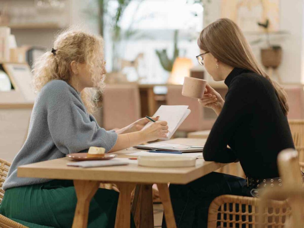 How to Handle Difficult Conversations with Confidence 