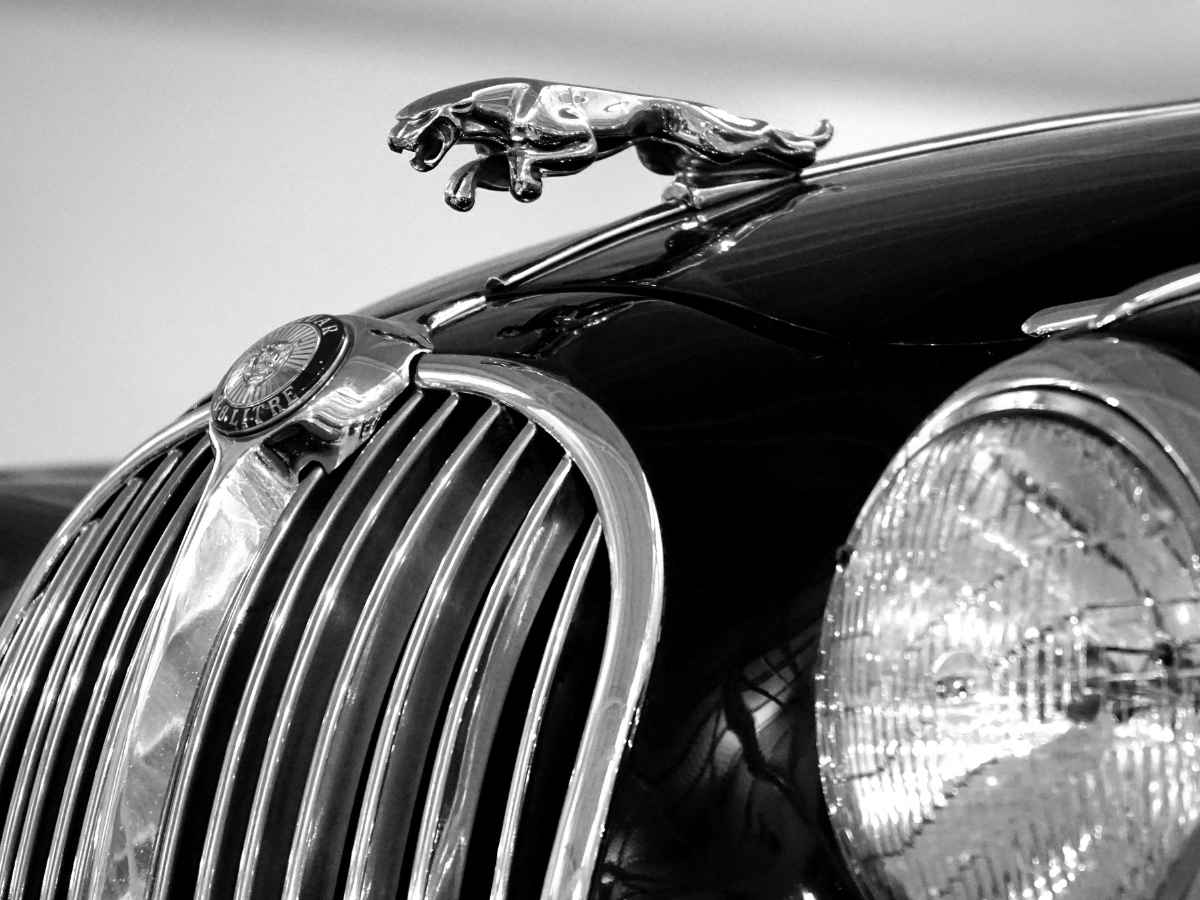 Cyberattack on Jaguar Land Rover Extends Factory Shutdown and Puts Supply Chain at Risk 